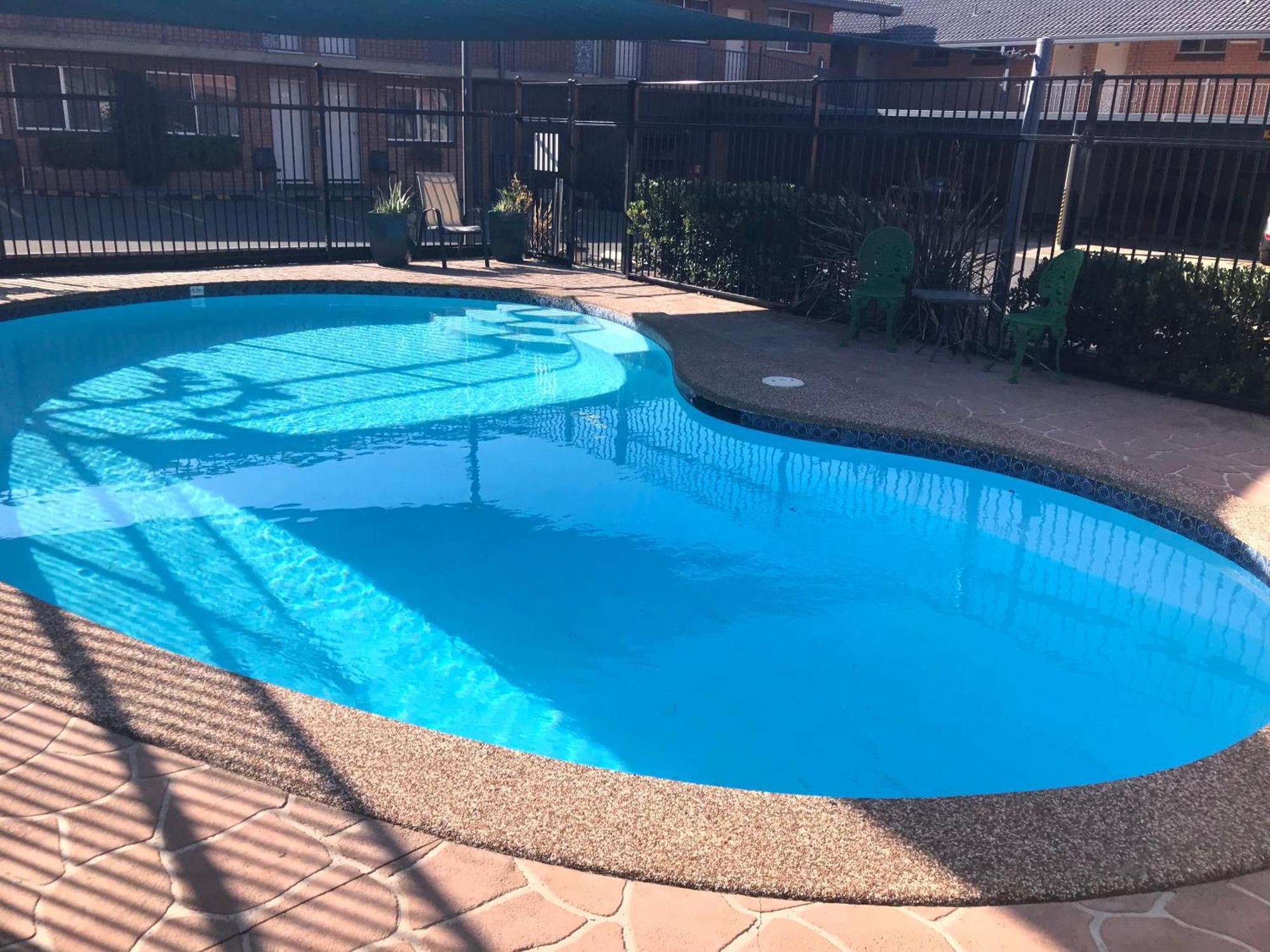 Narellan Motor Inn Exteriör bild