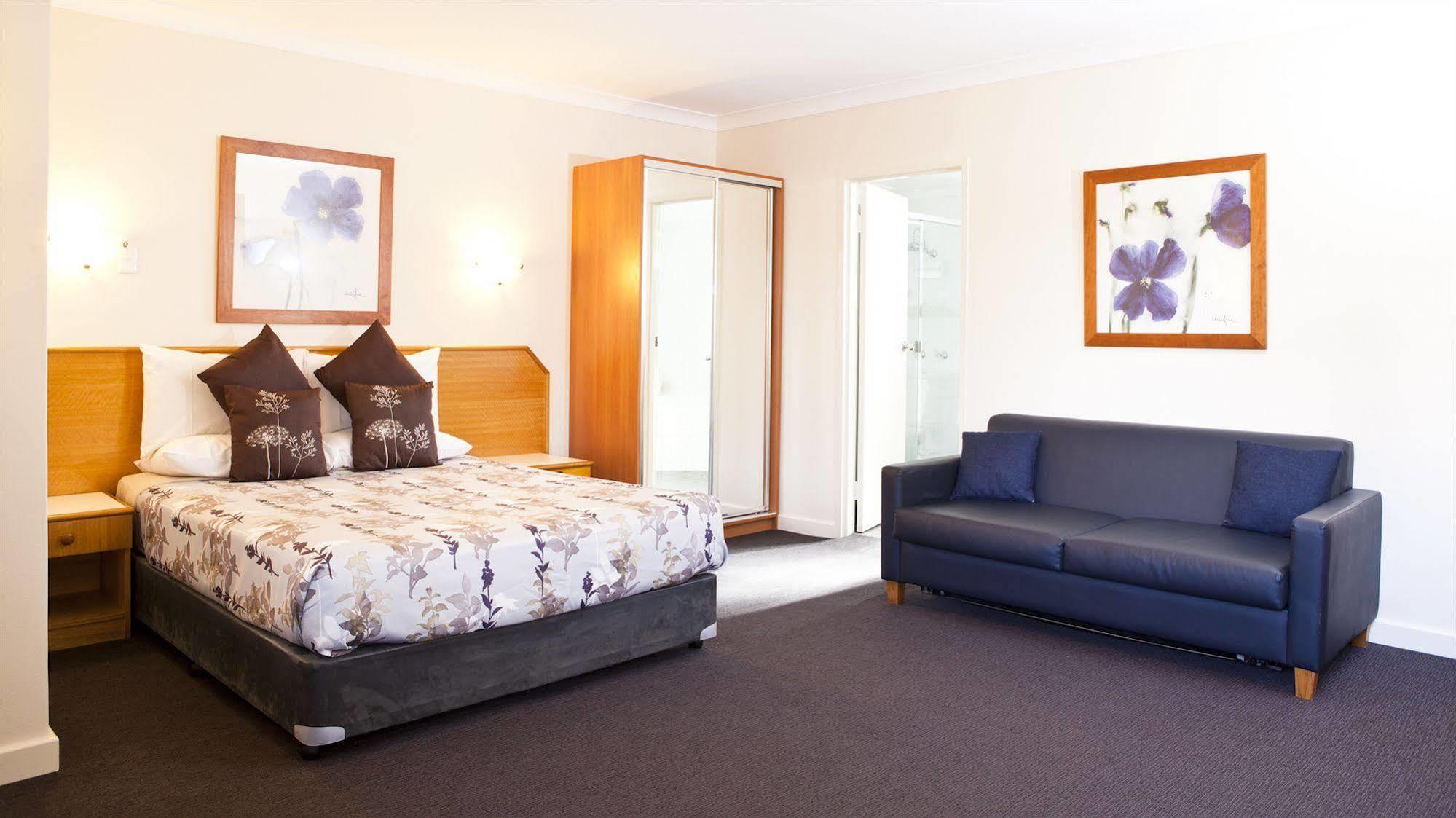 Narellan Motor Inn Exteriör bild